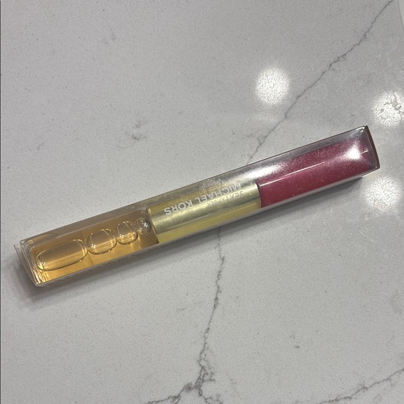 Michael Kors Other - Michael kors sexy amber perfume and lip gloss